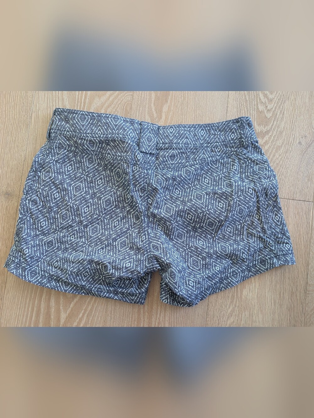 EUC Marmot Ginny Shorts, Sz 4 - Picture 2 of 9